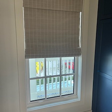 Roman Shades 93